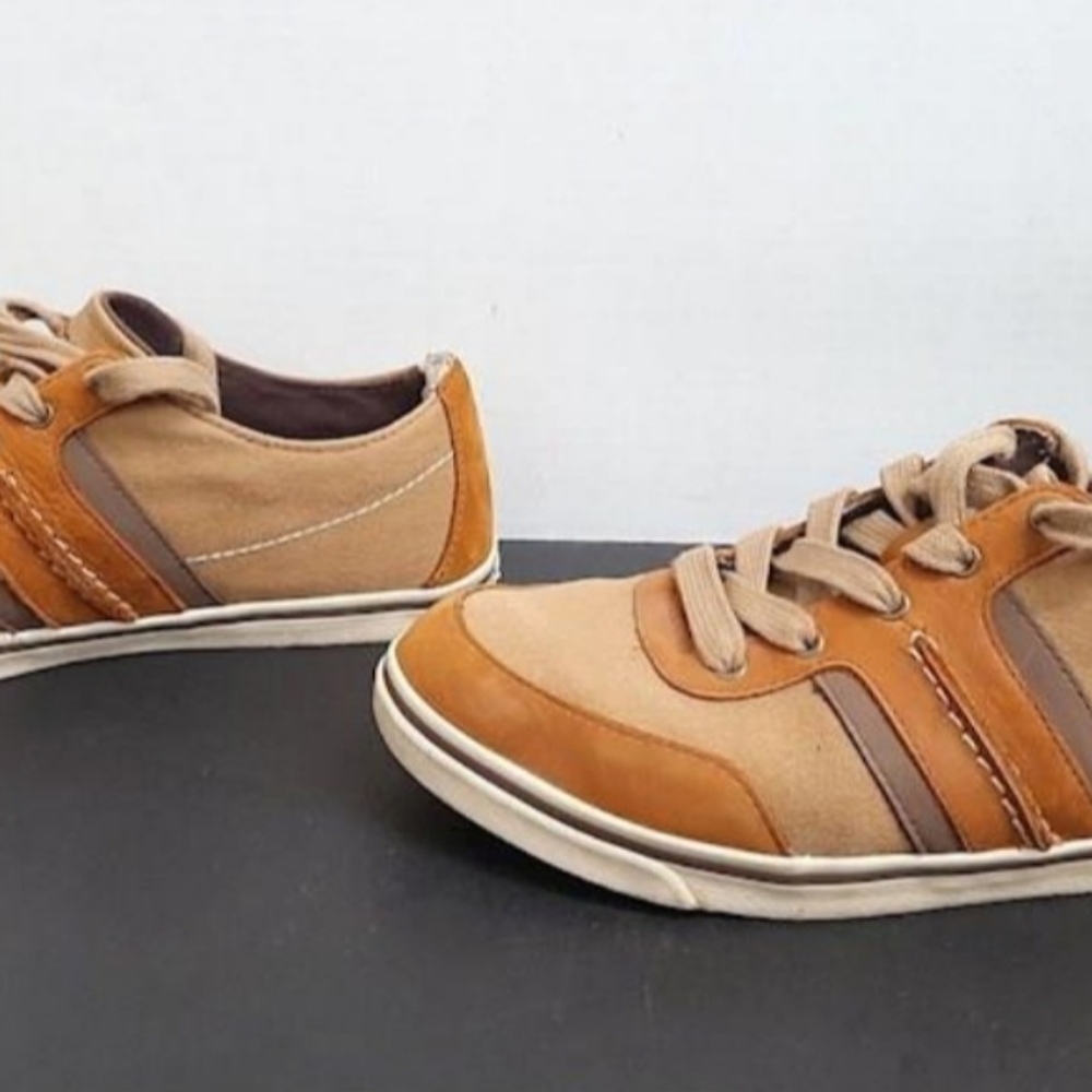 UGG Australia Men’s Sneakers Size 9 Tan & Brown Leather Canvas - Picture 3 of 8
